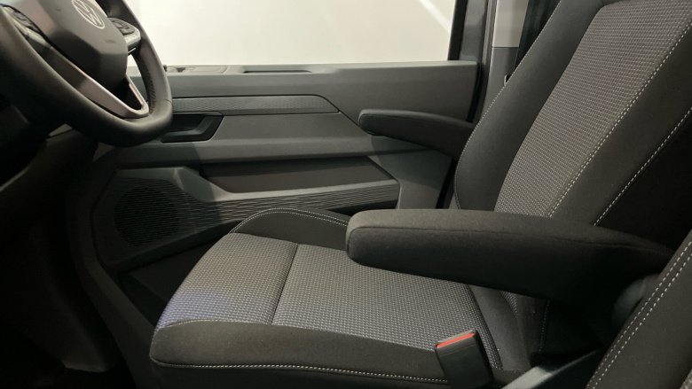 Volkswagen Transporter T32 Swb Electric 160kW 65kWh Commerce Pro Van Auto